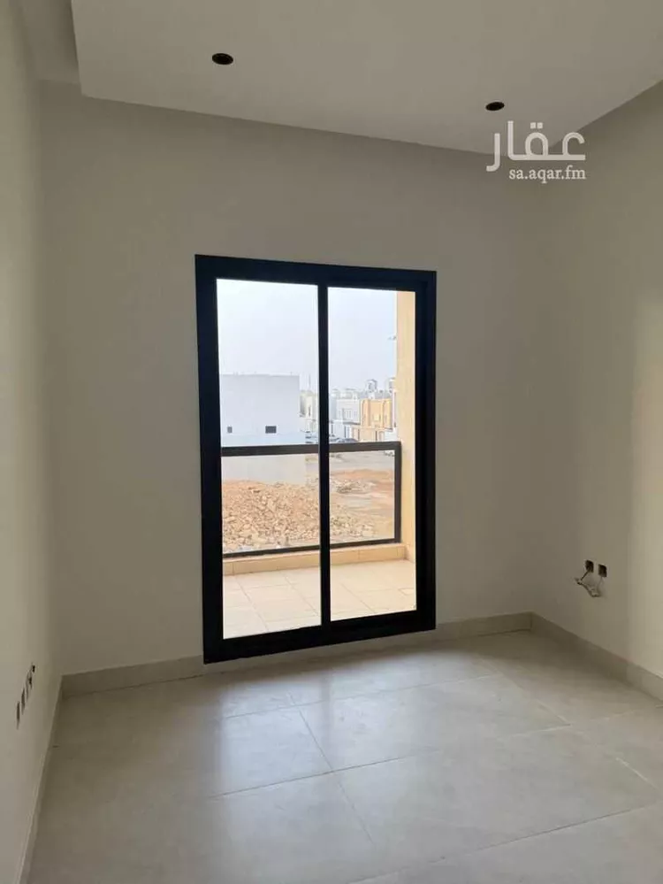 فيلا للبيع في شارع أحمد بن علي الشوائطي, حي المهدية, مدينة الرياض, منطقة الرياض 19