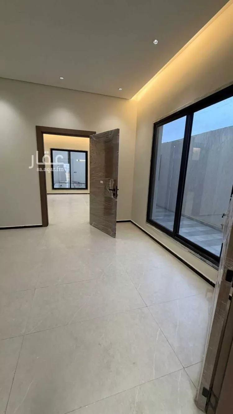 فيلا للبيع في شارع رقم 124, حي ظهرة لبن, مدينة الرياض, منطقة الرياض صورة 5