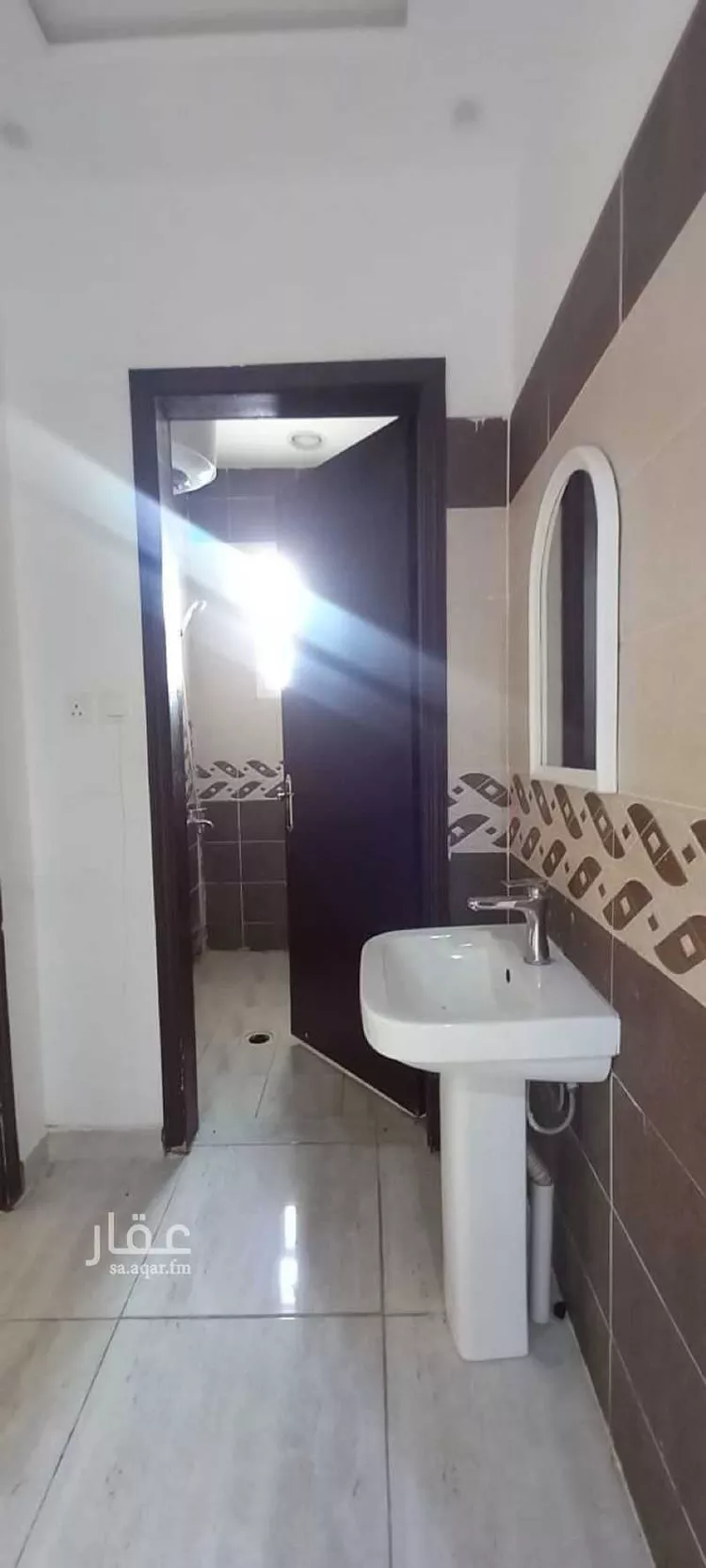فيلا للبيع في شارع محمد تاويد الطنجي, حي البيان, مدينة الرياض, منطقة الرياض صورة 5