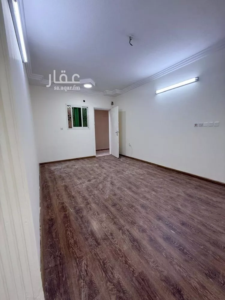 شقة للإيجار في شارع الشيخ عبدالله بن سعيد, حي العوالي, مدينة الرياض, منطقة الرياض صورة 3
