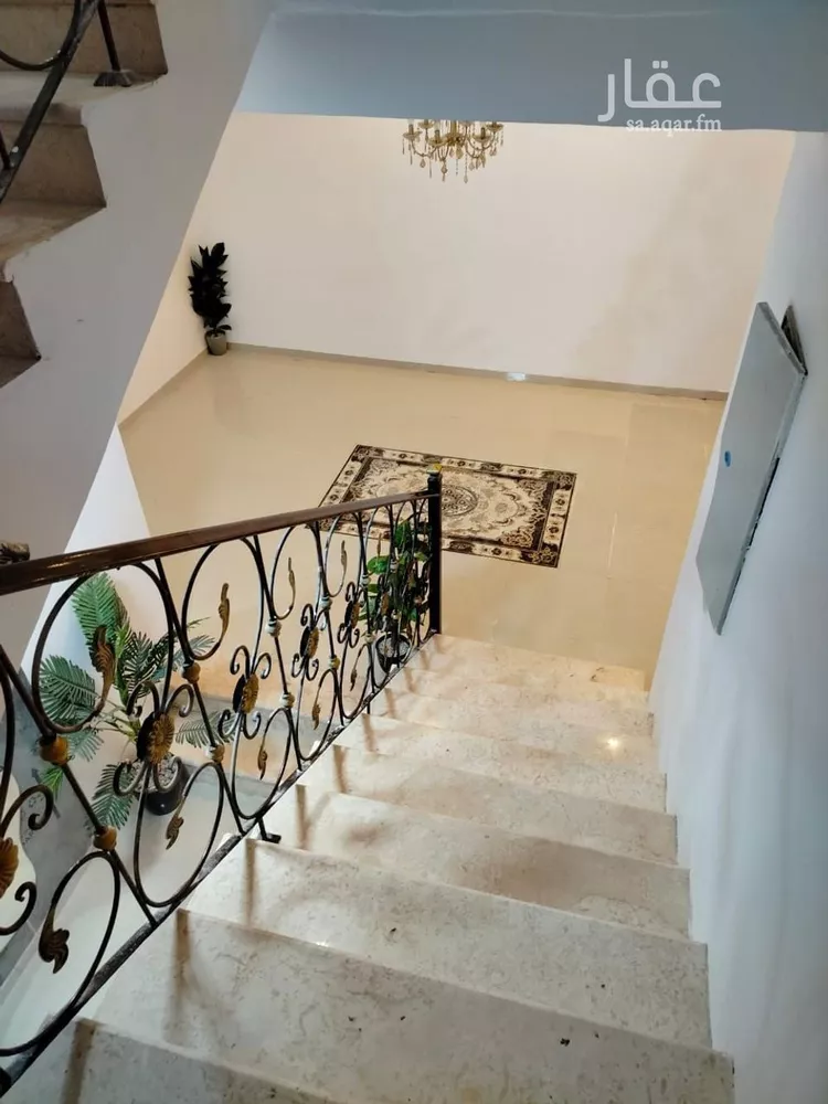 فيلا للبيع في شارع سعيد بن العاص, حي ضاحية الملك فهد, مدينة الدمام, المنطقة الشرقية صورة 4