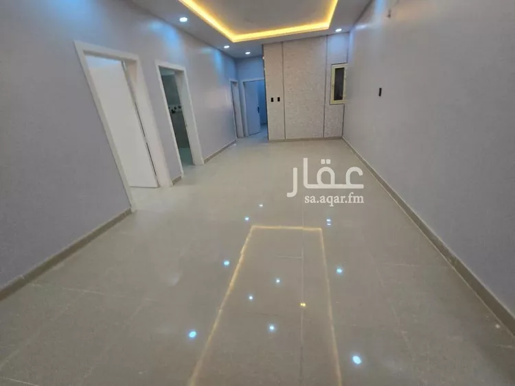 شقة للبيع في شارع سهيل بن رافع, حي ضاحية الملك فهد, مدينة الدمام, المنطقة الشرقية صورة 4