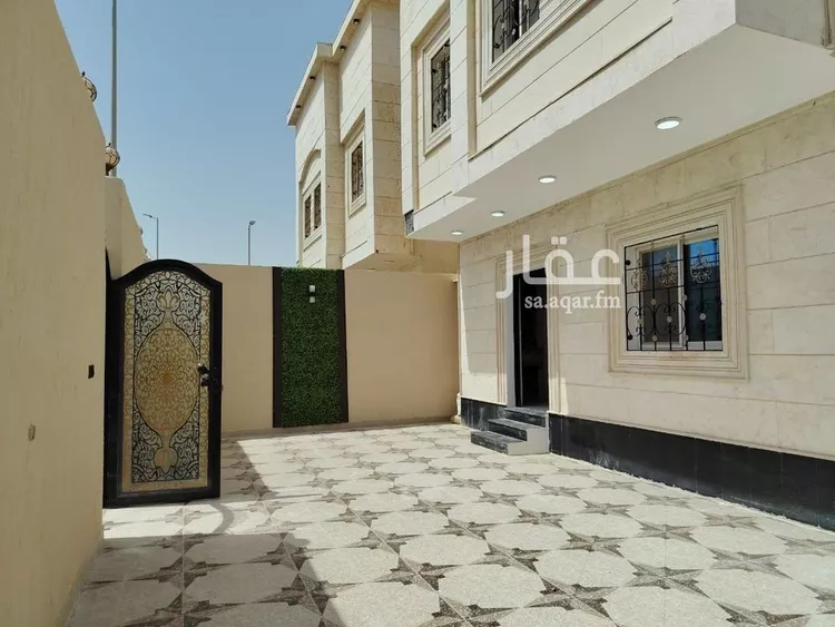 فيلا للبيع في شارع سفيان الثقفي, حي ضاحية الملك فهد, مدينة الدمام, المنطقة الشرقية