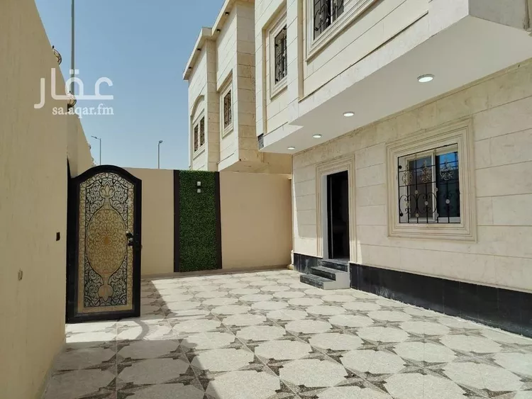 فيلا للبيع في شارع سفيان الثقفي, حي ضاحية الملك فهد, مدينة الدمام, المنطقة الشرقية صورة 2