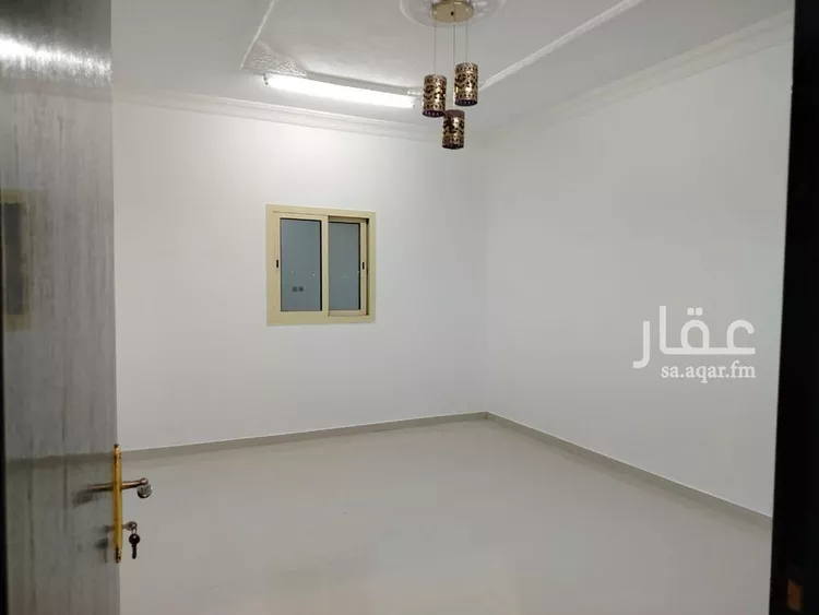 فيلا للبيع في شارع سعيد بن العاص, حي ضاحية الملك فهد, مدينة الدمام, المنطقة الشرقية صورة 4