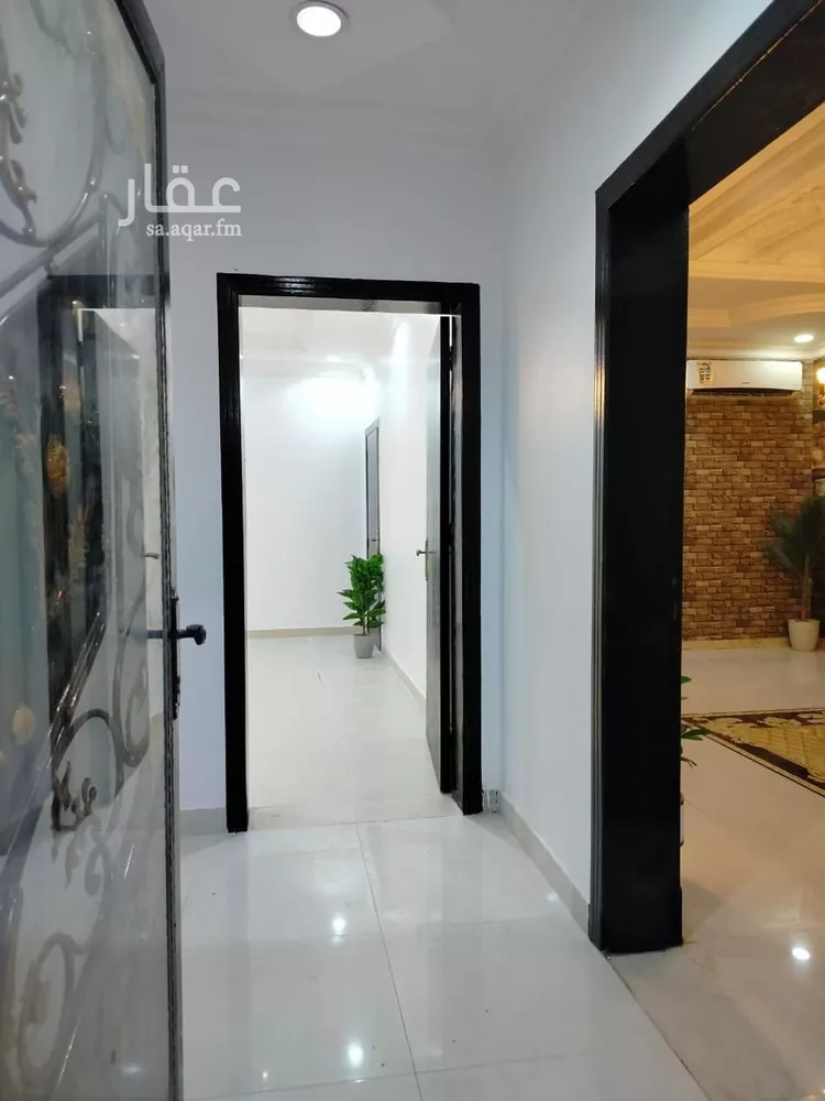 فيلا للبيع في شارع سعيد بن العاص, حي ضاحية الملك فهد, مدينة الدمام, المنطقة الشرقية صورة 5
