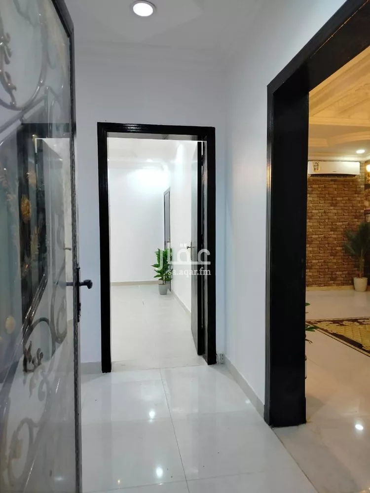 فيلا للبيع في شارع سعيد بن العاص, حي ضاحية الملك فهد, مدينة الدمام, المنطقة الشرقية صورة 4