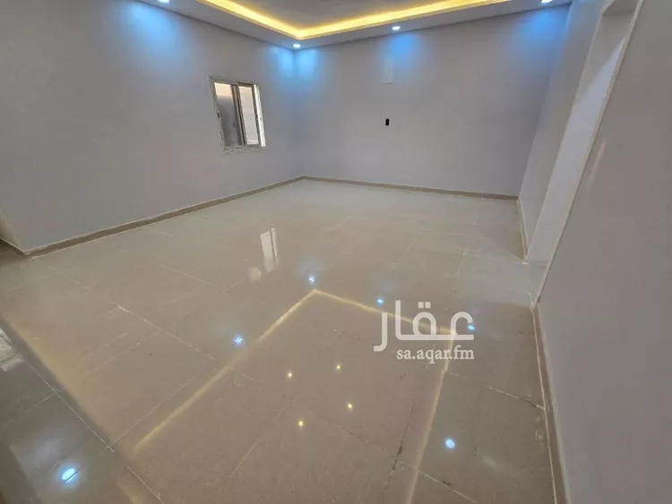 شقة للبيع في شارع سهيل بن رافع, حي ضاحية الملك فهد, مدينة الدمام, المنطقة الشرقية