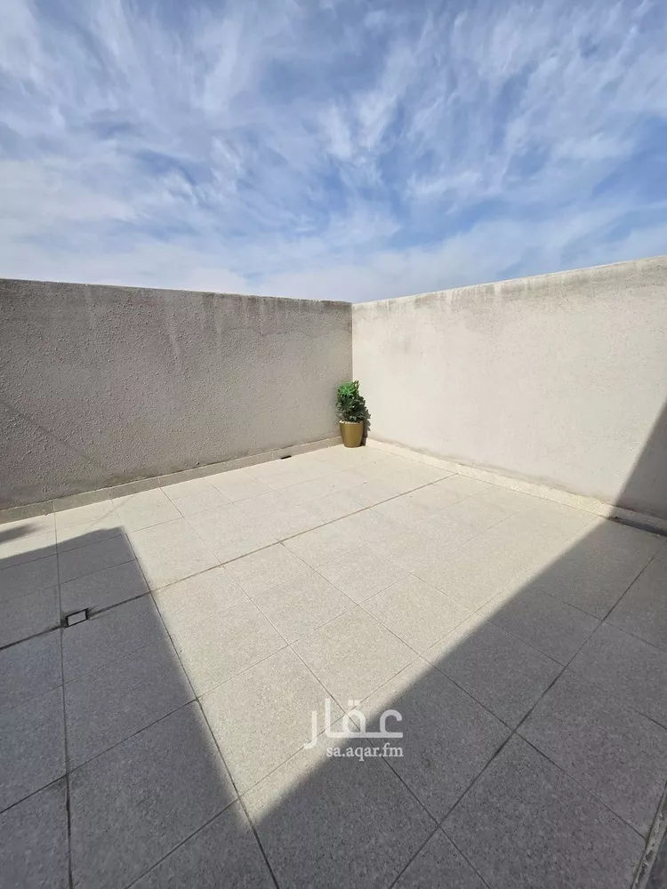 شقة للبيع في شارع العطايف, حي الحمراء, مدينة الخبر, المنطقة الشرقية