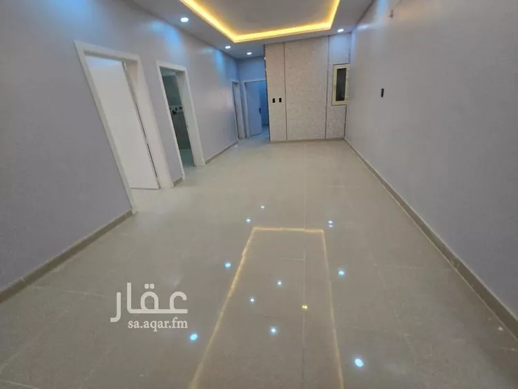 شقة للبيع في شارع سهيل بن رافع, حي ضاحية الملك فهد, مدينة الدمام, المنطقة الشرقية صورة 3