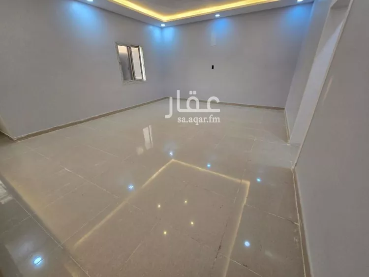 شقة للبيع في شارع سهيل بن رافع, حي ضاحية الملك فهد, مدينة الدمام, المنطقة الشرقية صورة 2