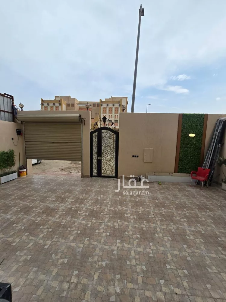 فيلا للبيع في شارع سعيد بن مقرن, حي ضاحية الملك فهد, مدينة الدمام, المنطقة الشرقية صورة 5