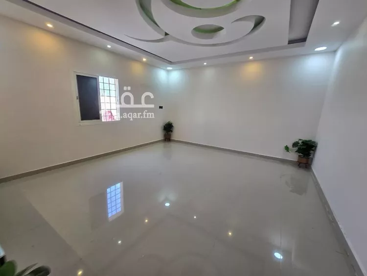 Apartment for Sale in Dammam King Fahd 27