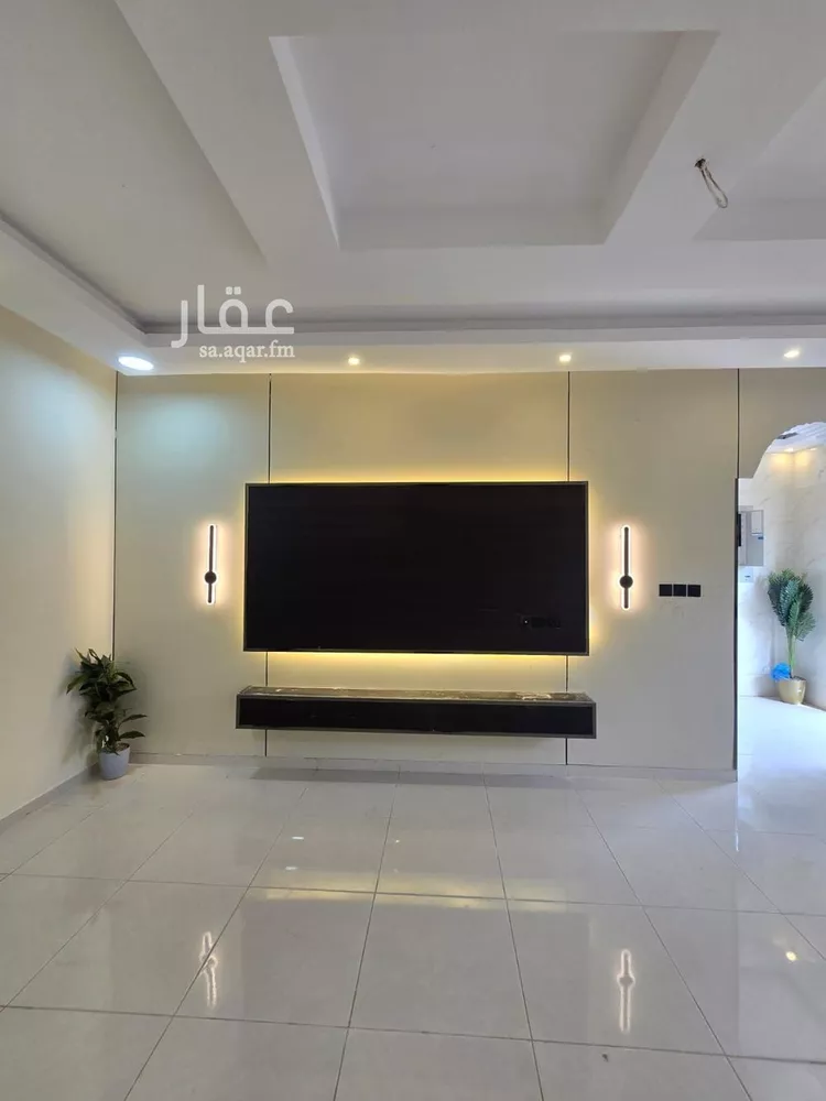 فيلا للبيع في شارع سعيد بن مقرن, حي ضاحية الملك فهد, مدينة الدمام, المنطقة الشرقية