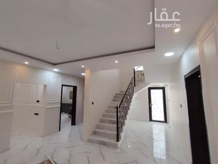 فيلا للبيع في شارع سفيان الثقفي, حي ضاحية الملك فهد, مدينة الدمام, المنطقة الشرقية 6
