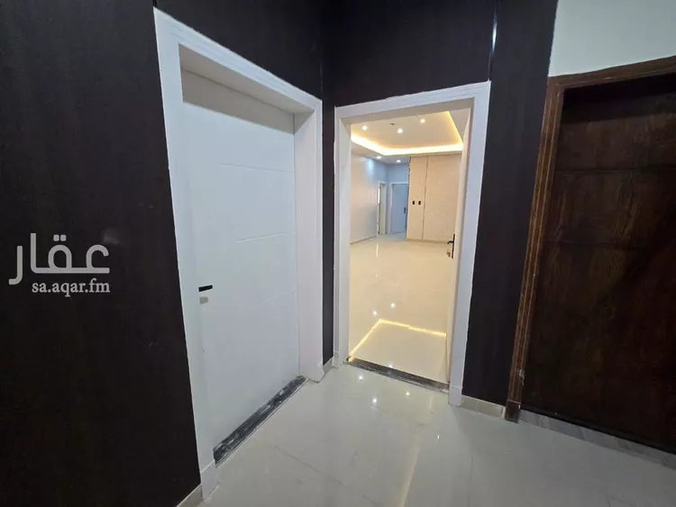 شقة للبيع في شارع محمد السراج, حي ضاحية الملك فهد, مدينة الدمام, المنطقة الشرقية صورة 4