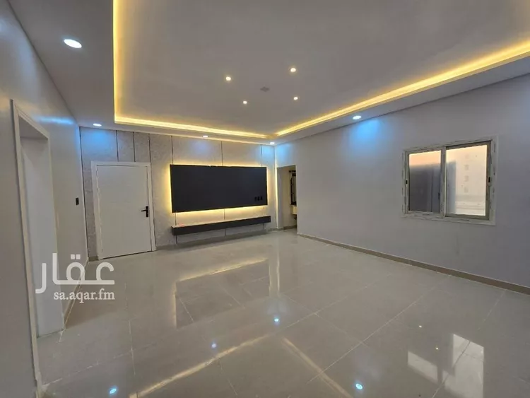 شقة للبيع في شارع سهيل بن رافع, حي ضاحية الملك فهد, مدينة الدمام, المنطقة الشرقية