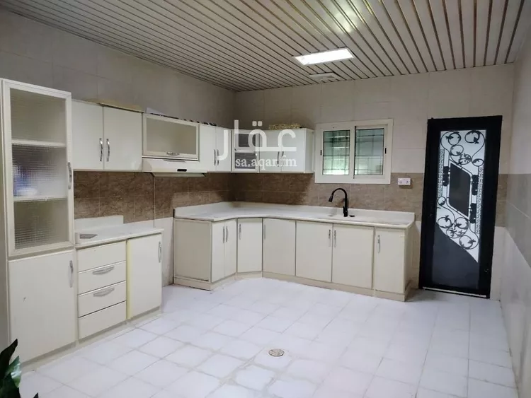 فيلا للبيع في شارع سعيد بن العاص, حي ضاحية الملك فهد, مدينة الدمام, المنطقة الشرقية صورة 5