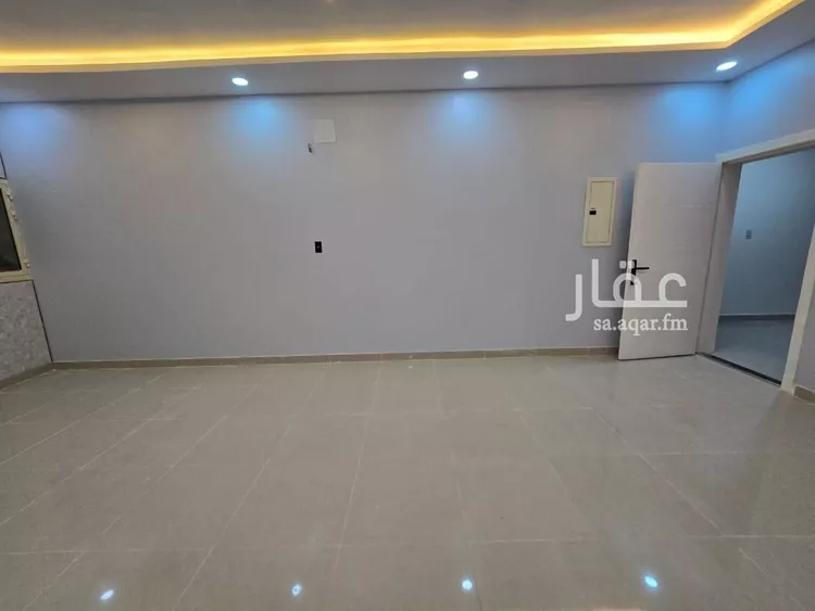 شقة للبيع في شارع سهيل بن رافع, حي ضاحية الملك فهد, مدينة الدمام, المنطقة الشرقية صورة 4