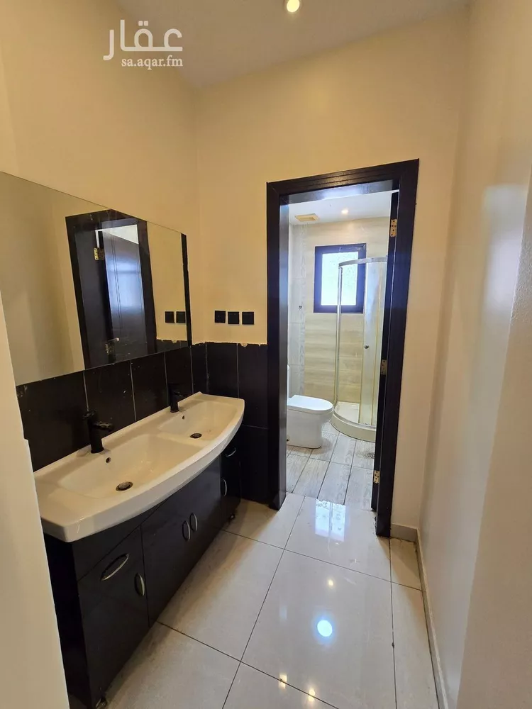 شقة للبيع في شارع القرية العليا, حي الحمراء, مدينة الخبر, المنطقة الشرقية صورة 2