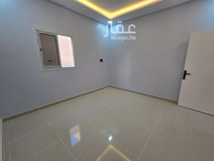 شقة للبيع في شارع سهيل بن رافع, حي ضاحية الملك فهد, مدينة الدمام, المنطقة الشرقية