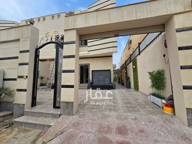 فيلا للبيع في شارع سعيد بن مقرن, حي ضاحية الملك فهد, مدينة الدمام, المنطقة الشرقية