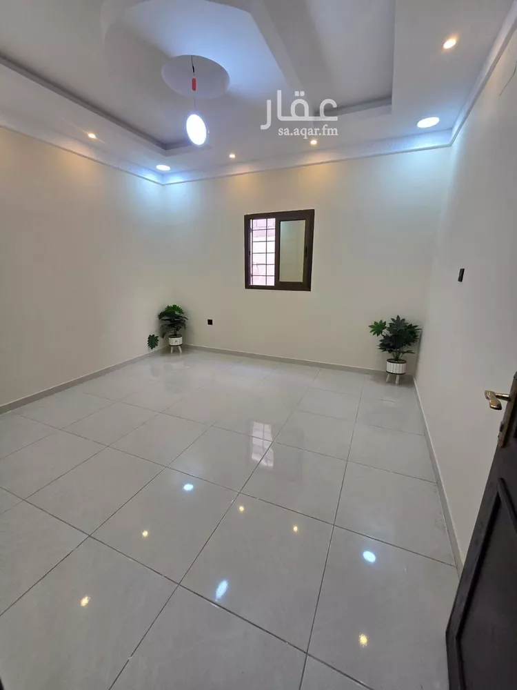 فيلا للبيع في شارع سعيد بن مقرن, حي ضاحية الملك فهد, مدينة الدمام, المنطقة الشرقية 7