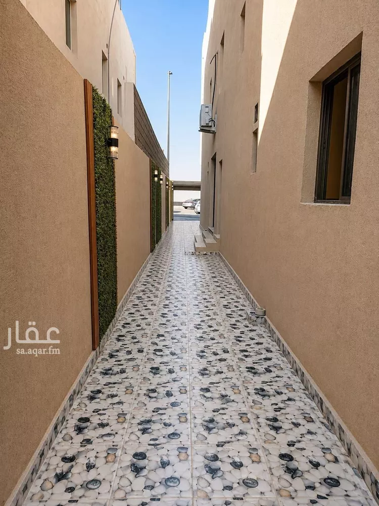 فيلا للبيع في شارع تمام بن عبيدة, حي طيبة, مدينة الدمام, المنطقة الشرقية صورة 2