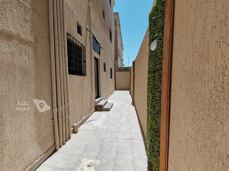 شقة للبيع في شارع ادم بن ربيعة, حي ضاحية الملك فهد, مدينة الدمام, المنطقة الشرقية 4