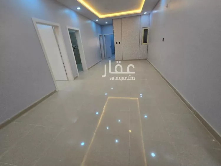 شقة للبيع في شارع سهيل بن رافع, حي ضاحية الملك فهد, مدينة الدمام, المنطقة الشرقية صورة 3