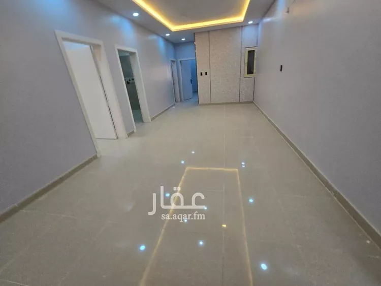 شقة للبيع في شارع سهيل بن رافع, حي ضاحية الملك فهد, مدينة الدمام, المنطقة الشرقية صورة 2