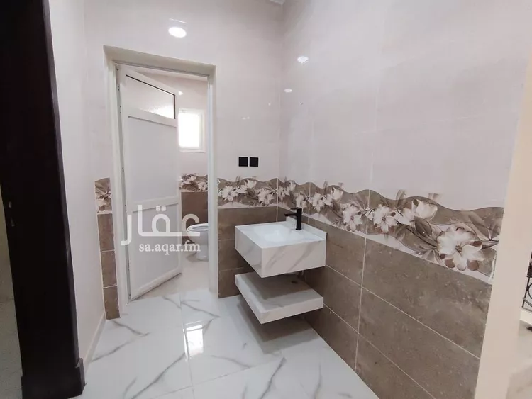 فيلا للبيع في شارع سفيان الثقفي, حي ضاحية الملك فهد, مدينة الدمام, المنطقة الشرقية 11