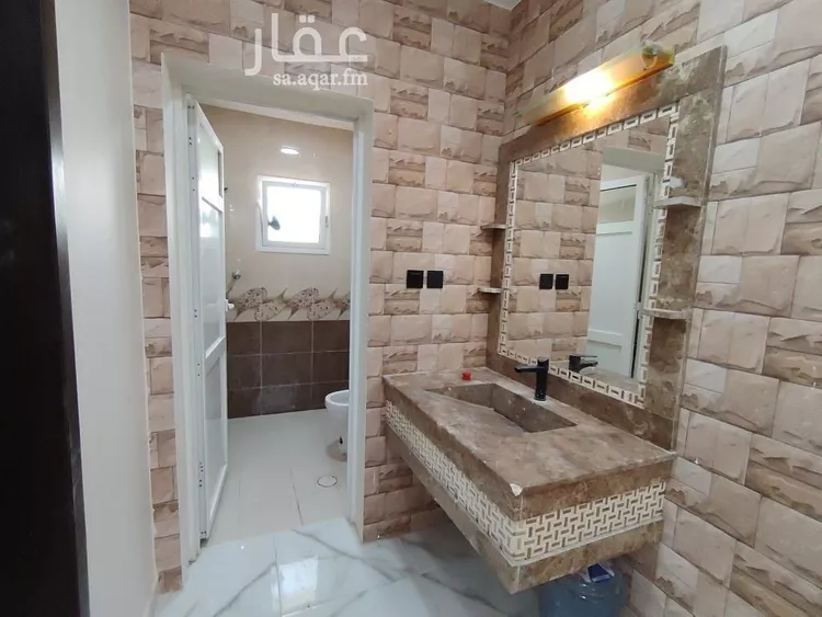 فيلا للبيع في شارع سفيان الثقفي, حي ضاحية الملك فهد, مدينة الدمام, المنطقة الشرقية 7