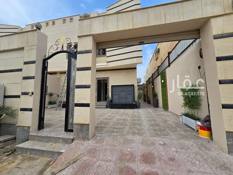 فيلا للبيع في شارع سعيد بن مقرن, حي ضاحية الملك فهد, مدينة الدمام, المنطقة الشرقية