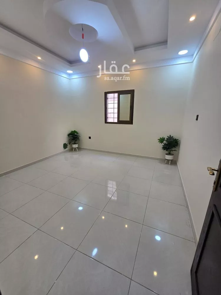 فيلا للبيع في شارع سعيد بن مقرن, حي ضاحية الملك فهد, مدينة الدمام, المنطقة الشرقية 6