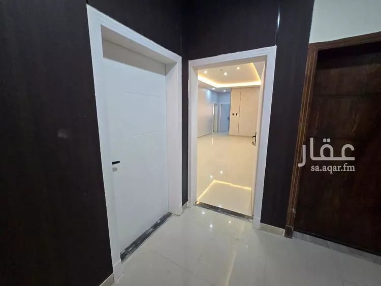 شقة للبيع في شارع سهيل بن رافع, حي ضاحية الملك فهد, مدينة الدمام, المنطقة الشرقية صورة 4