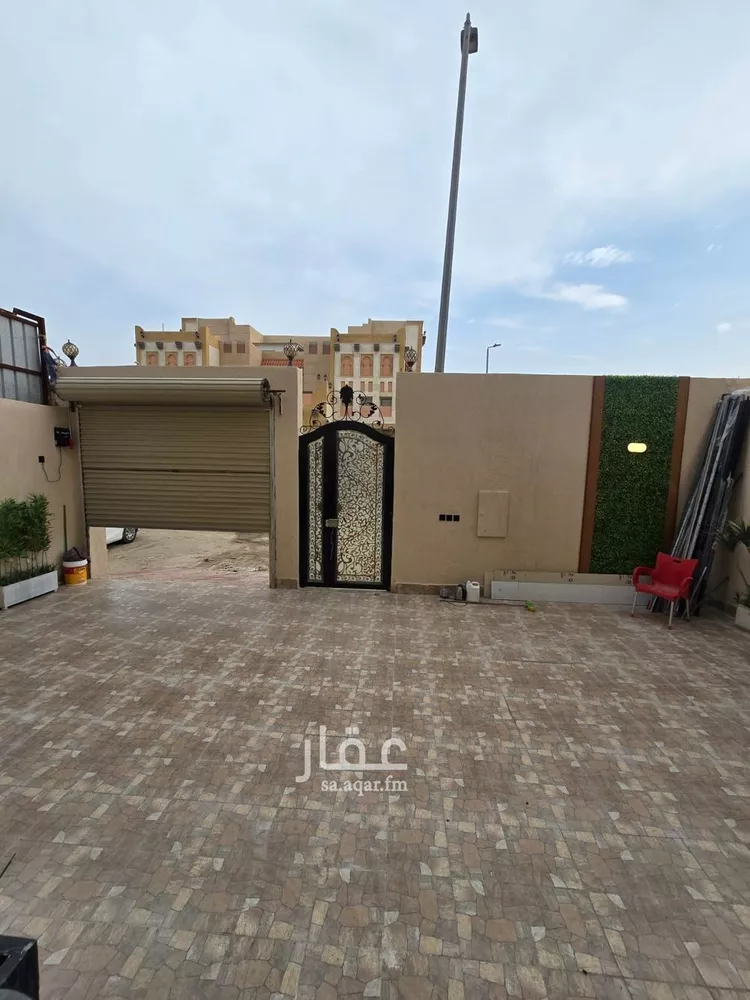 فيلا للبيع في شارع سعيد بن مقرن, حي ضاحية الملك فهد, مدينة الدمام, المنطقة الشرقية صورة 5