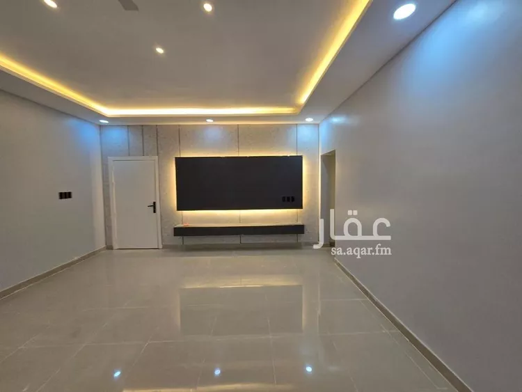 شقة للبيع في شارع سهيل بن رافع, حي ضاحية الملك فهد, مدينة الدمام, المنطقة الشرقية 7