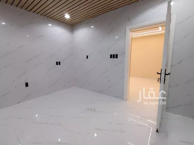 Apartment for Sale in Dammam King Fahd 14