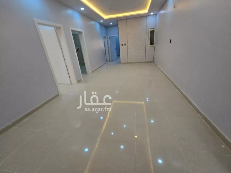 شقة للبيع في شارع سهيل بن رافع, حي ضاحية الملك فهد, مدينة الدمام, المنطقة الشرقية صورة 4