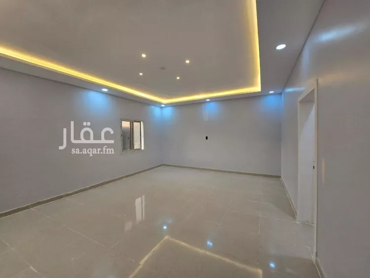 شقة للبيع في شارع سهيل بن رافع, حي ضاحية الملك فهد, مدينة الدمام, المنطقة الشرقية