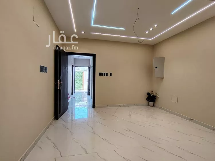 Apartment for Sale in Dammam King Fahd 14