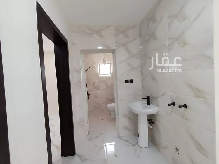 Villa for Sale in Dammam King Fahd ุตูุฑุฉ 4
