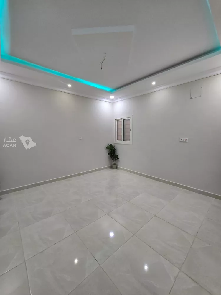 Apartment for Sale in Dammam King Fahd 17
