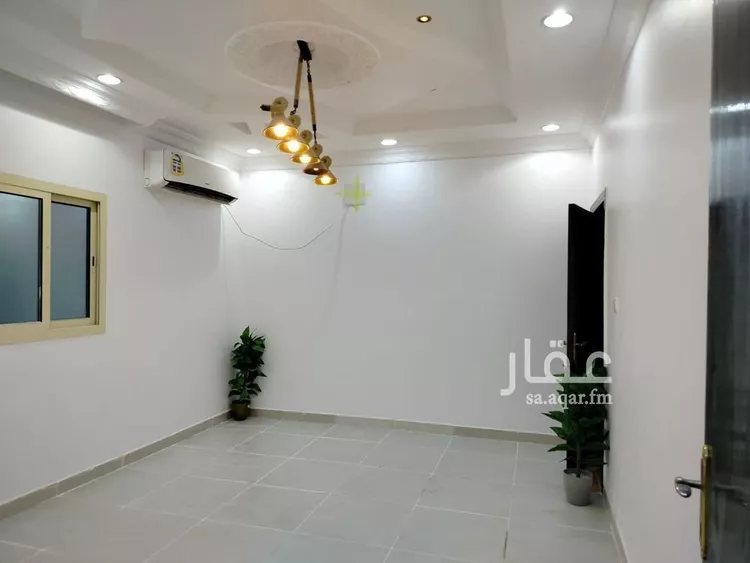 فيلا للبيع في شارع سعيد بن العاص, حي ضاحية الملك فهد, مدينة الدمام, المنطقة الشرقية