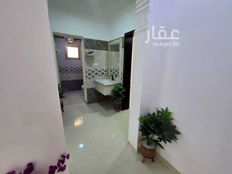 شقة للبيع في شارع سعيد بن مقرن, حي ضاحية الملك فهد, مدينة الدمام, المنطقة الشرقية صورة 3