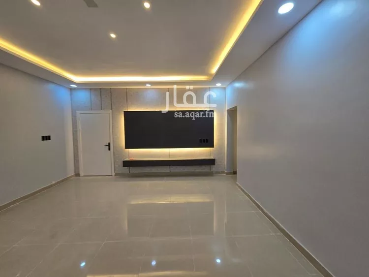 شقة للبيع في شارع سهيل بن رافع, حي ضاحية الملك فهد, مدينة الدمام, المنطقة الشرقية