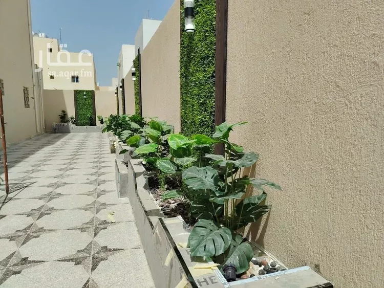 فيلا للبيع في شارع سفيان الثقفي, حي ضاحية الملك فهد, مدينة الدمام, المنطقة الشرقية صورة 2