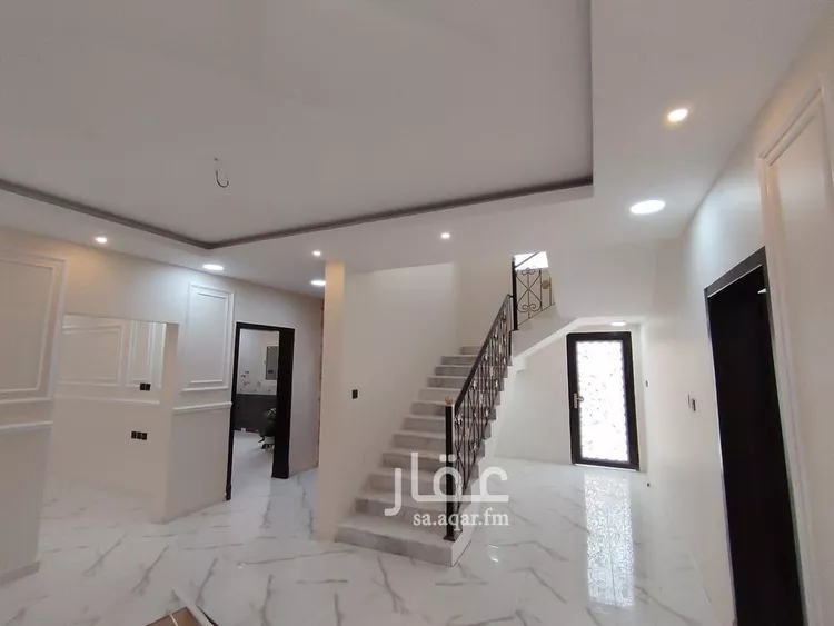 فيلا للبيع في شارع سفيان الثقفي, حي ضاحية الملك فهد, مدينة الدمام, المنطقة الشرقية 6
