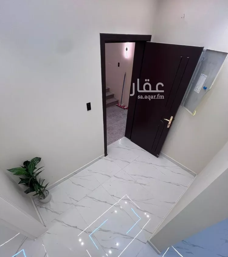 Apartment for Sale in Dammam King Fahd 19